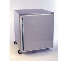 Freezer with front breathing 1-door